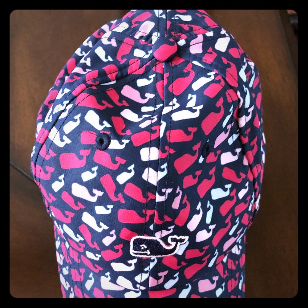 Vineyard Vines Women’s Whale hat